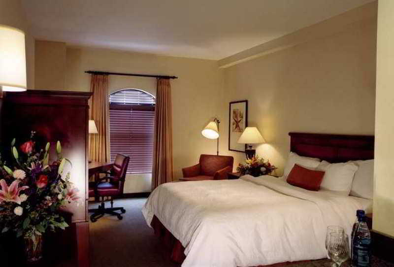Hampton Inn & Suites Austin-Downtown/Convention Center Szoba fotó